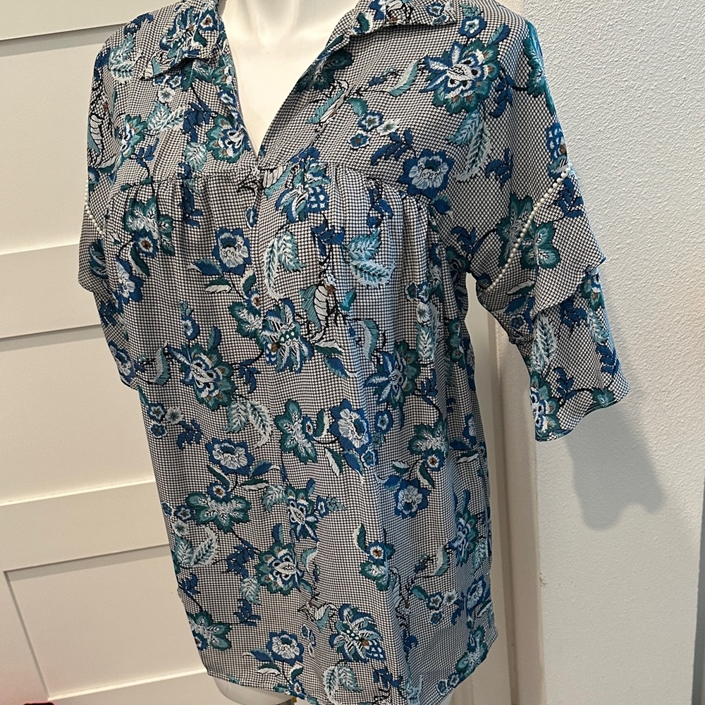 NY Collection Blue, Teal and Black Floral Blouse